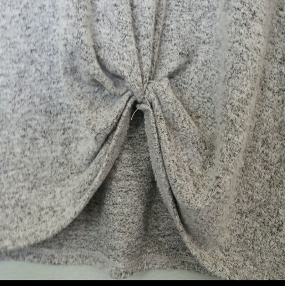 Green Envelope | Twist Knot Sweatshirt - Picture 3 of 5